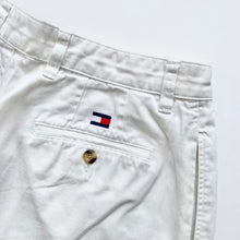 Load image into Gallery viewer, Tommy Hilfiger Shorts W33