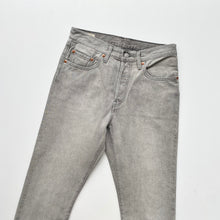 Load image into Gallery viewer, Levi’s 501 W27 L26
