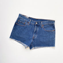 Load image into Gallery viewer, Levi’s Denim Shorts W30