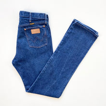 Load image into Gallery viewer, Wrangler Jeans W32 L36