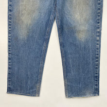 Load image into Gallery viewer, Distressed Carhartt Jeans W42 L30