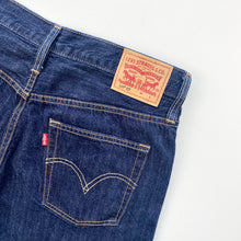 Load image into Gallery viewer, Levi’s Denim Shorts W30
