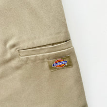 Load image into Gallery viewer, Dickies Shorts W36