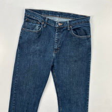 Load image into Gallery viewer, Wrangler Jeans W34 L30