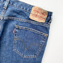 Load image into Gallery viewer, Levis 505 Shorts W36