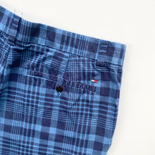 Load image into Gallery viewer, Tommy Hilfiger Shorts W34