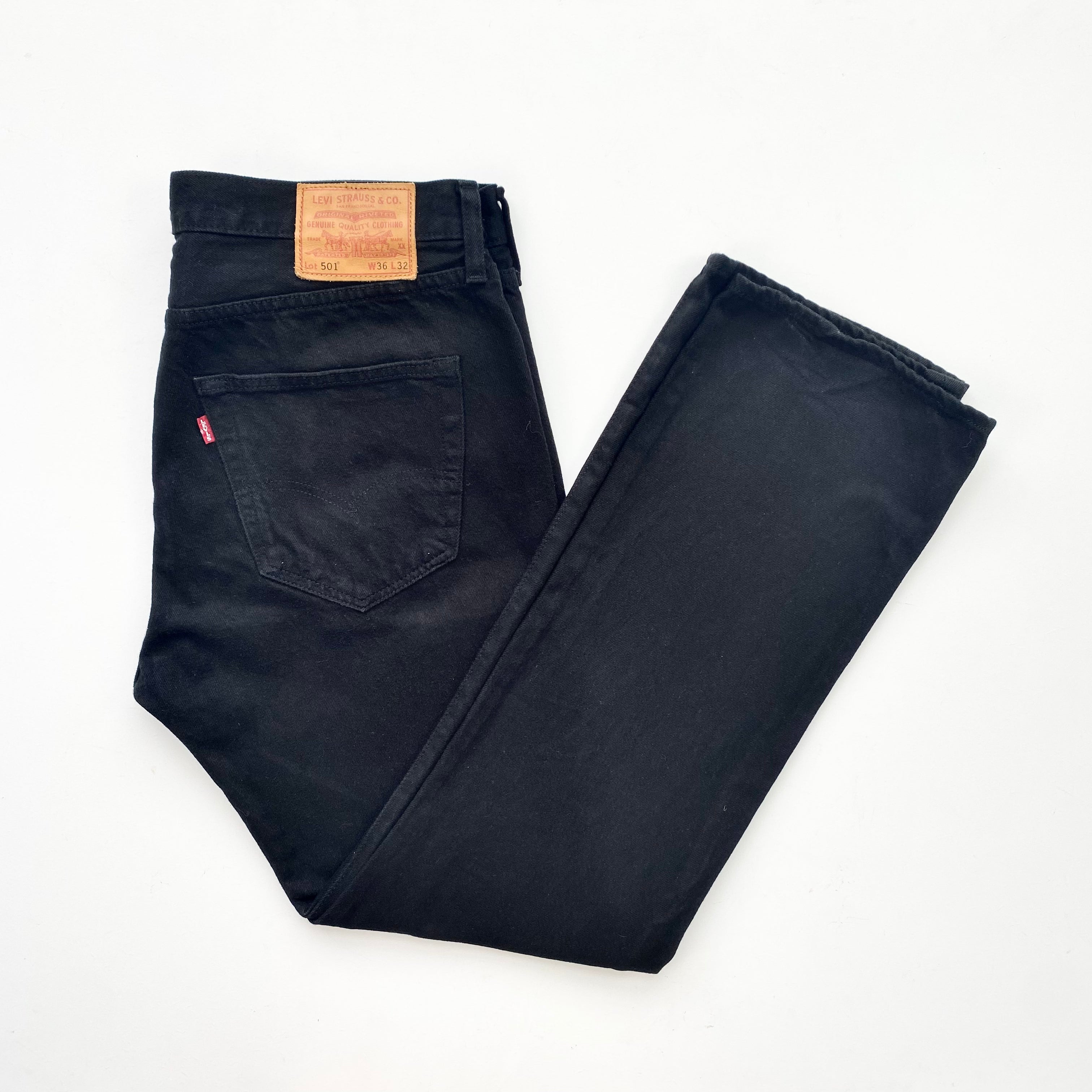 Levi s 501 W36 L32 Red Cactus Vintage