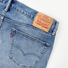 Load image into Gallery viewer, Levi’s 511 Shorts W36