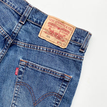 Load image into Gallery viewer, Levi’s 525 Denim Shorts W30