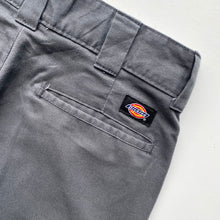 Load image into Gallery viewer, Dickies Shorts W30