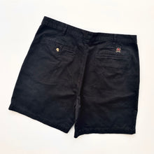 Load image into Gallery viewer, Tommy Hilfiger Shorts W38