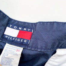 Load image into Gallery viewer, Tommy Hilfiger Shorts W36