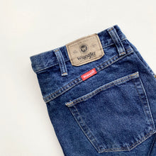 Load image into Gallery viewer, Wrangler Jeans W34 L29