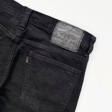 Load image into Gallery viewer, Levi’s 511 Denim Shorts W32