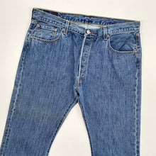 Load image into Gallery viewer, Levi’s 501 W40 L27