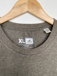 Adidas t-shirt (XL)