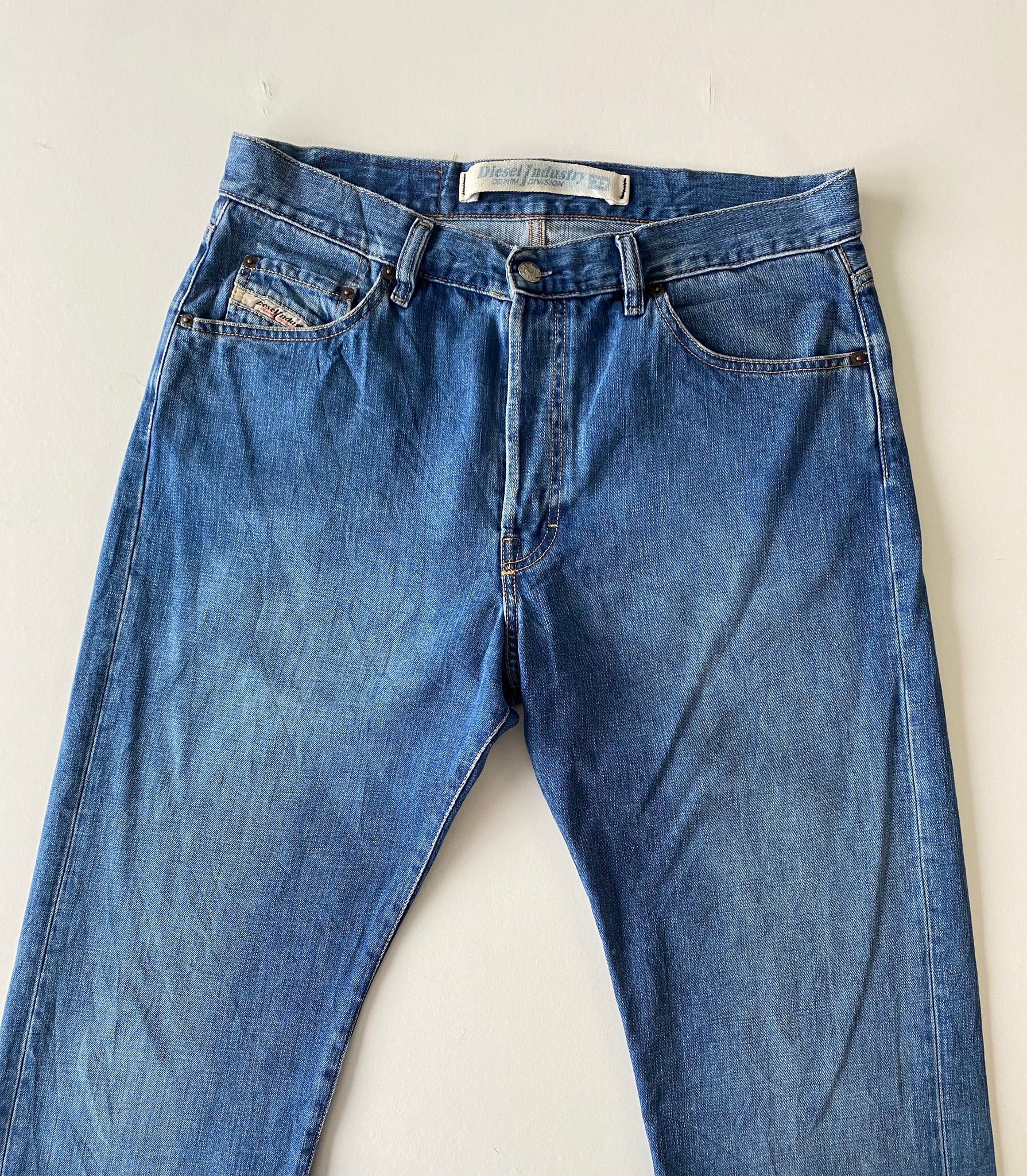Jeans w34 l32 sales
