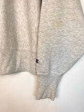 Load image into Gallery viewer, Champion Indiana Uni Sweatshirt (XL)