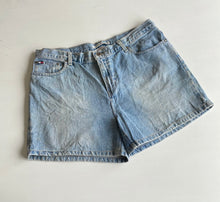 Load image into Gallery viewer, Tommy Hilfiger High Waist Shorts W34