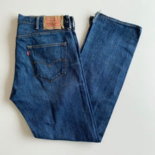Load image into Gallery viewer, Levi’s 501 W38 L34