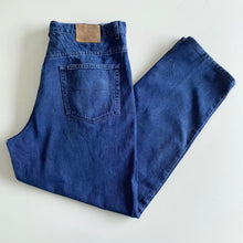Load image into Gallery viewer, Guess Jeans W38 L32