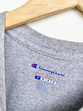 Load image into Gallery viewer, Champion American College t-shirt (M)