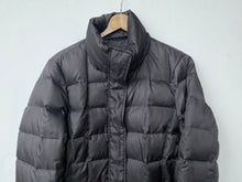 Load image into Gallery viewer, Nautica puffer jacket (L)