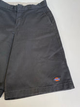 Load image into Gallery viewer, Dickies Shorts W31