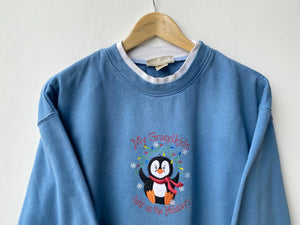 Embroidered ‘Grandkids’ sweatshirt (L)