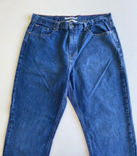 Load image into Gallery viewer, Tommy Hilfiger Jeans W34 L30