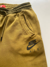 Load image into Gallery viewer, Nike joggers (L)