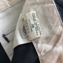 Load image into Gallery viewer, Dickies Shorts W38