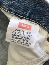 Load image into Gallery viewer, Wrangler Jeans W34 L34