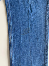 Load image into Gallery viewer, Carhartt Jeans W42 L28