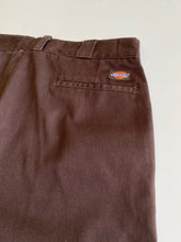 Load image into Gallery viewer, Dickies Shorts W33