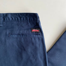Load image into Gallery viewer, Dickies W34 L30