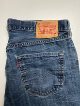 Load image into Gallery viewer, Levi’s 501 W34 L32