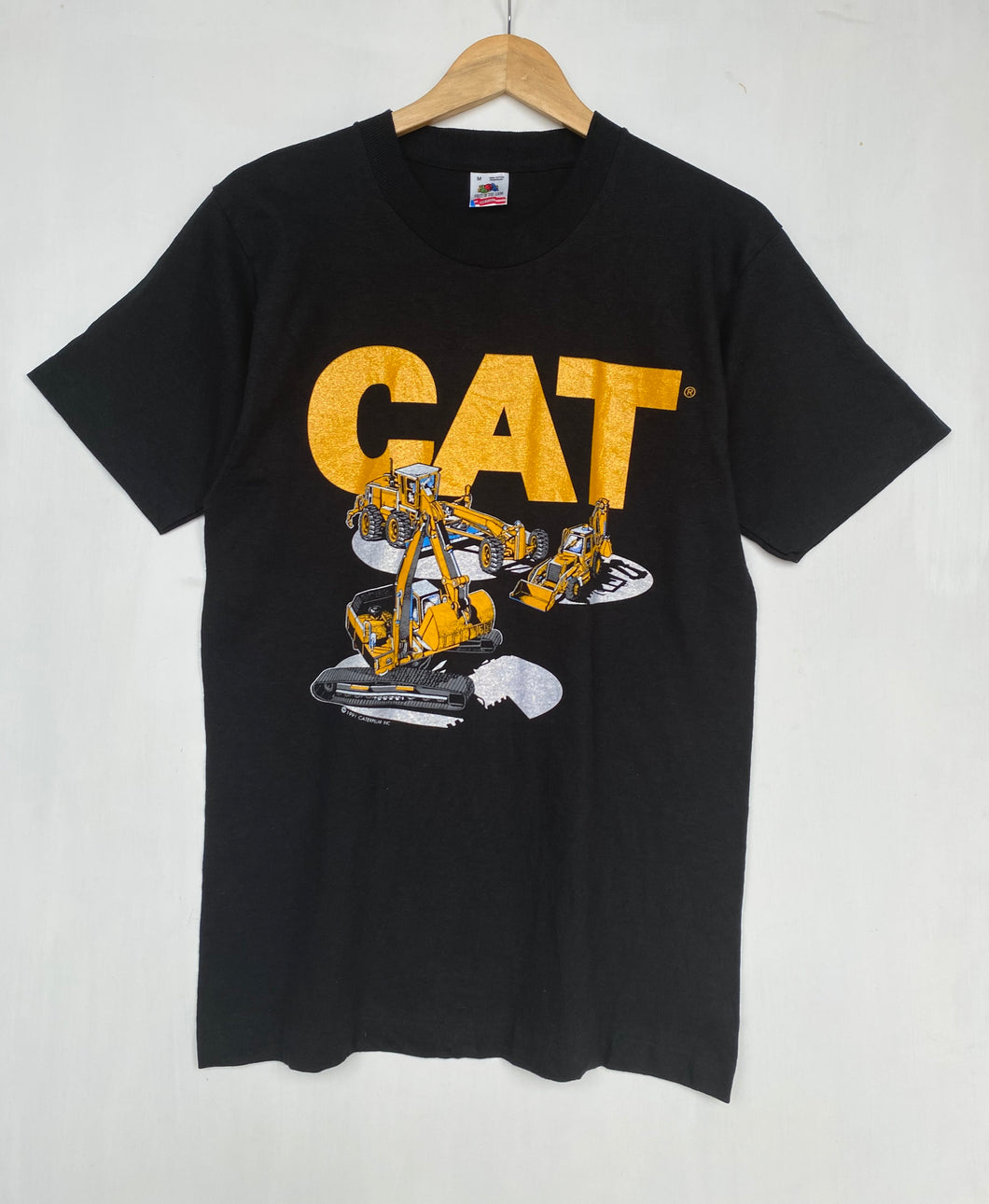 Printed ‘CAT’ t-shirt (M)