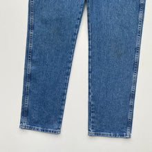 Load image into Gallery viewer, Wrangler Jeans W31 L32
