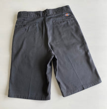 Load image into Gallery viewer, Dickies Shorts W30