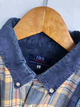 Load image into Gallery viewer, Cord shirt (L)