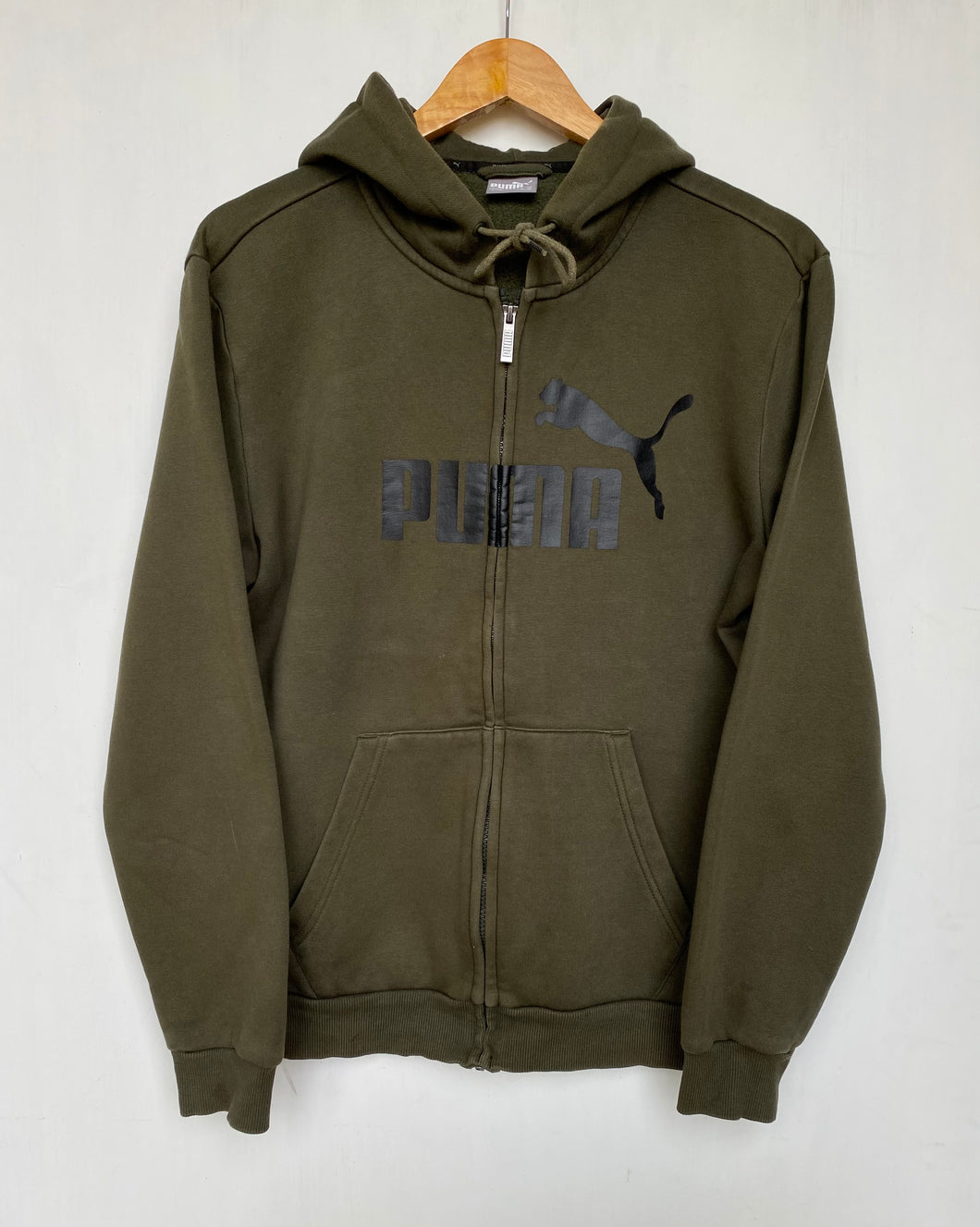 Puma hoodie (M)