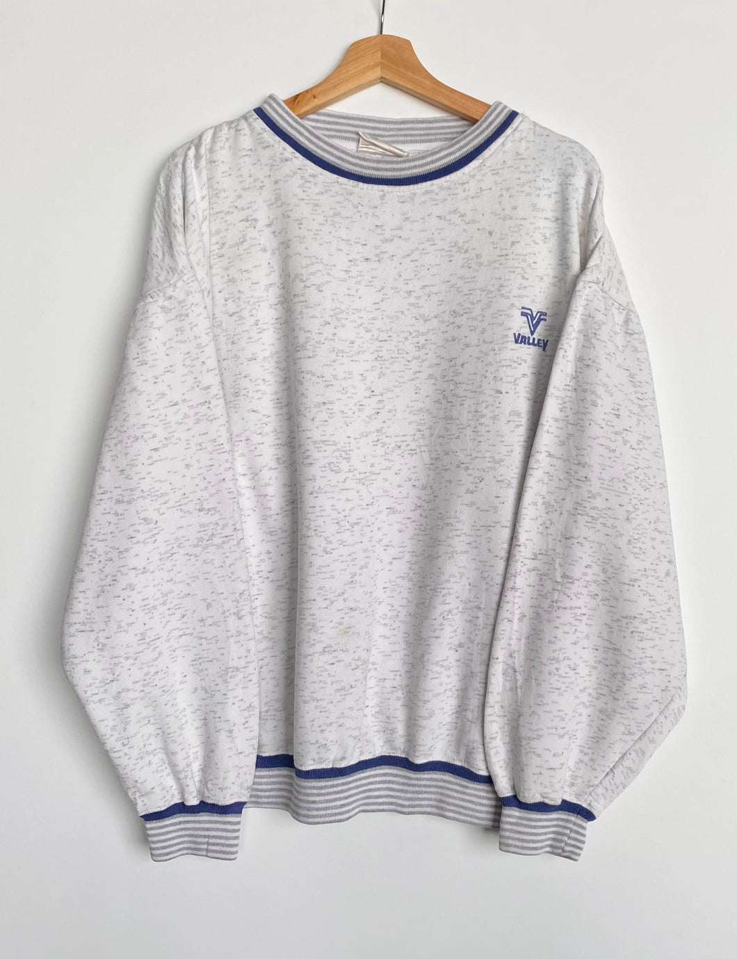 90s Embroidered sweatshirt (L)
