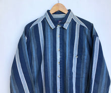 Load image into Gallery viewer, 90s Striped shirt (L)