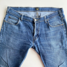 Load image into Gallery viewer, Lee Jeans W34 L32