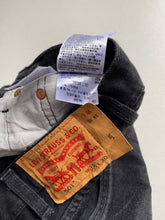 Load image into Gallery viewer, Levi’s 501 W38 L30