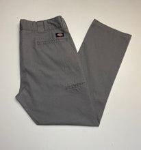 Load image into Gallery viewer, Dickies W36 L30
