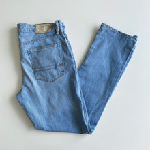 Load image into Gallery viewer, Tommy Hilfiger Jeans W36 L32
