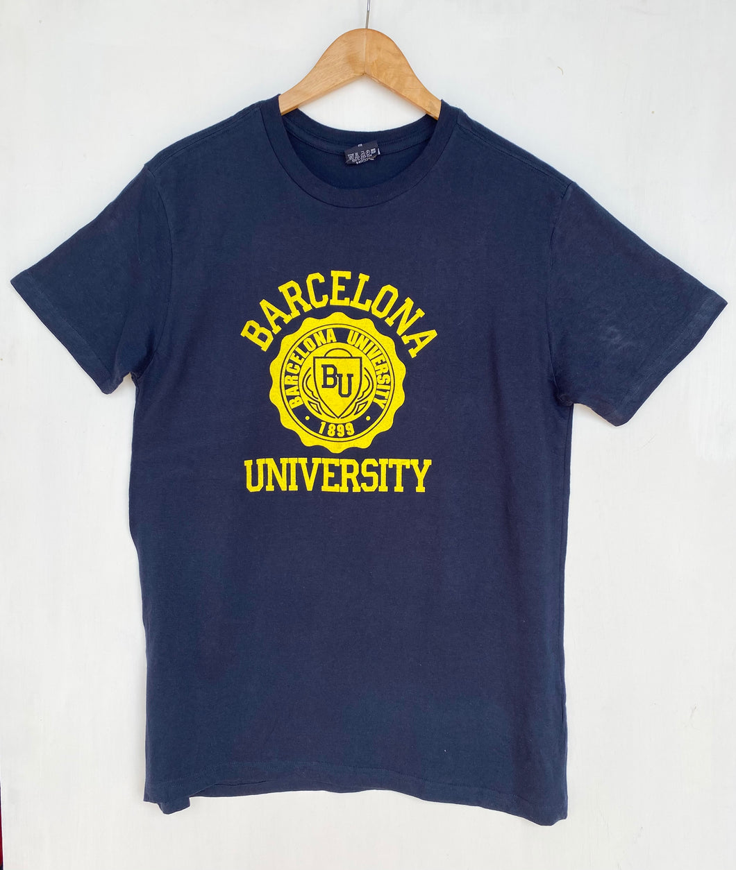 College t-shirt (M)
