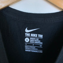 Load image into Gallery viewer, Nike t-shirt (S)
